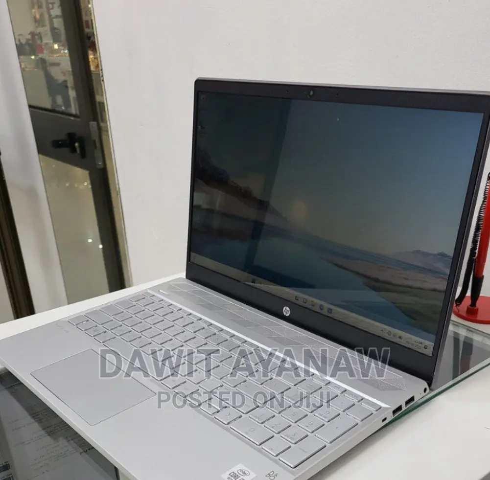 New Laptop HP 8GB Intel Core I5 HDD 1T