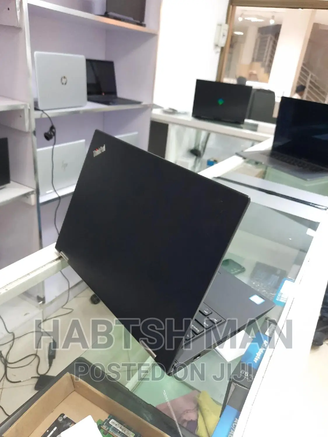 New Laptop Lenovo ThinkPad Yoga 370 8GB Intel Core I5 SSD 512GB