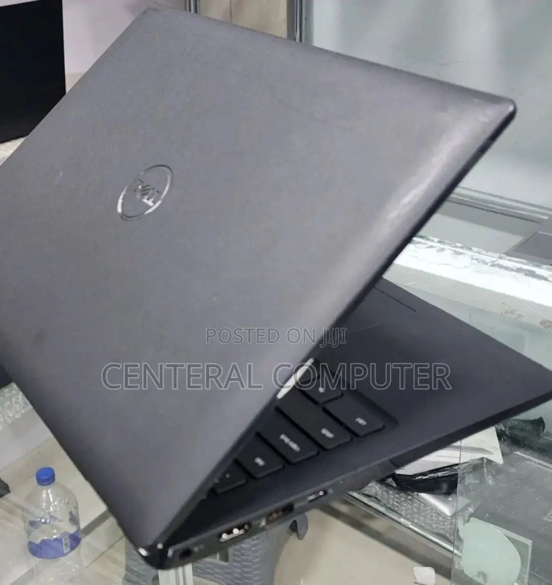 New Laptop Dell Inspiron 15 8GB Intel Core I5 SSD 512GB