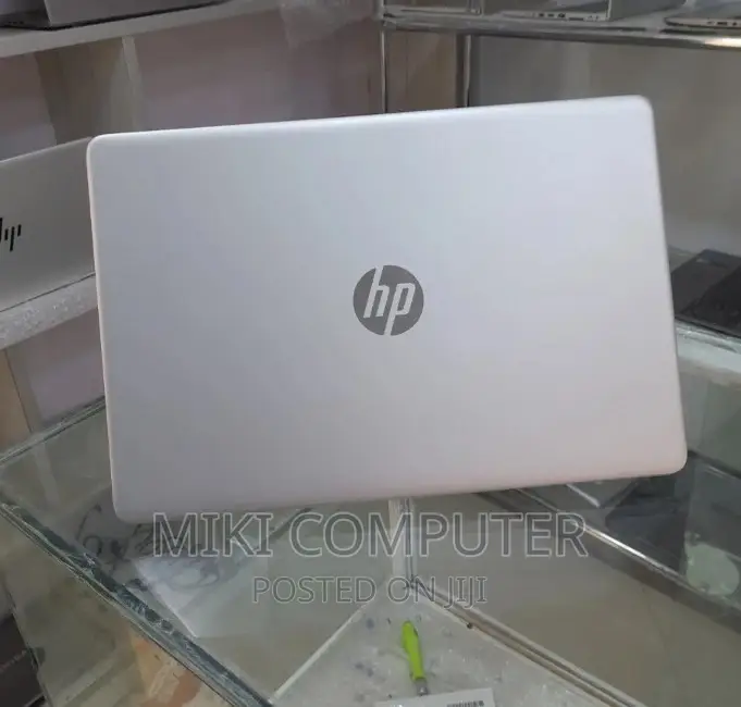 New Laptop HP Stream Notebook 8GB Intel Core I7 SSD 1T