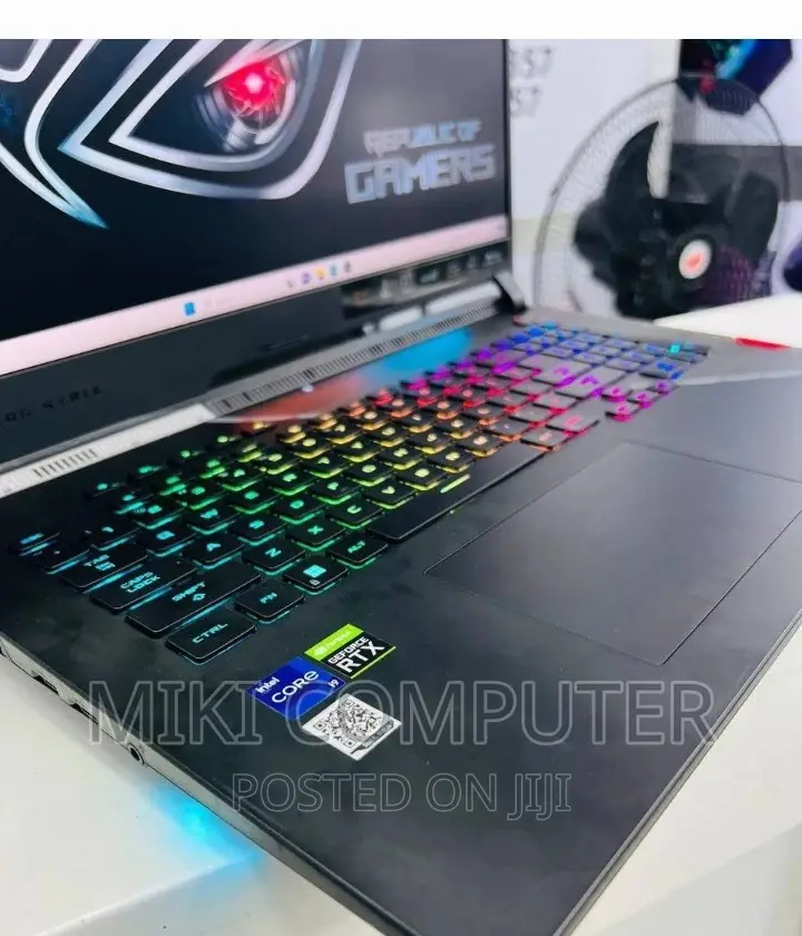 New Laptop Asus ROG Strix G15 32GB Intel Core I9 SSD 1T