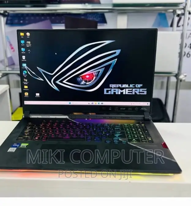 New Laptop Asus ROG Strix G15 32GB Intel Core I9 SSD 1T
