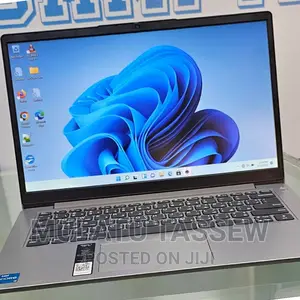 New Laptop Lenovo IdeaPad Z560 8GB Intel Core I3 SSD 512GB