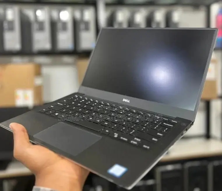 New Laptop Dell XPS 15 16GB Intel Core I5 SSD 512GB