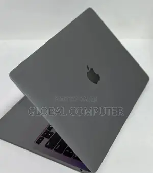 Photo - New Laptop Apple MacBook Pro 2022 M2 8GB Nvidia SSD 256GB