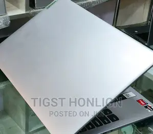 New Laptop Lenovo 12GB AMD Ryzen 7 SSD 512GB