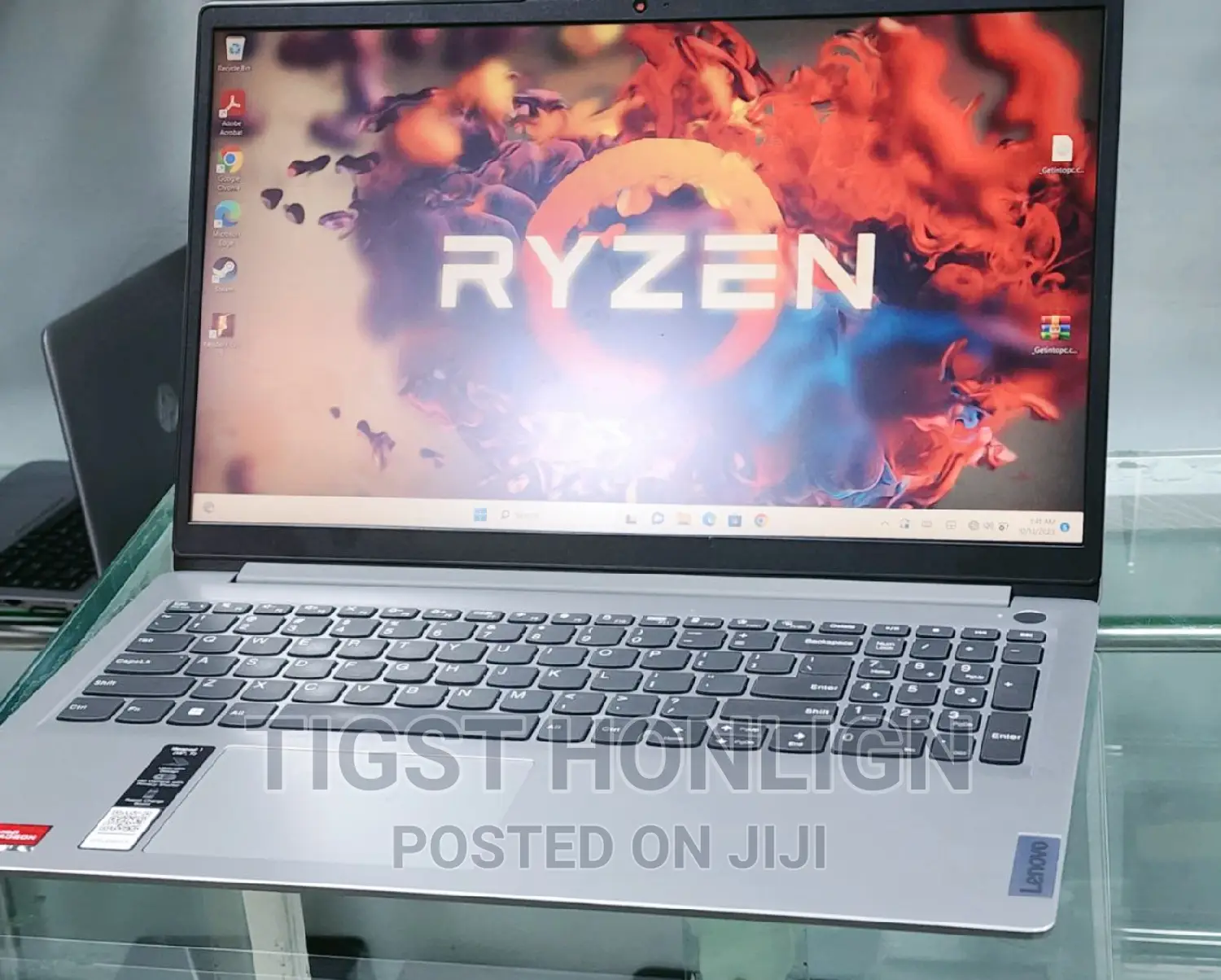 New Laptop Lenovo 12GB AMD Ryzen 7 SSD 512GB