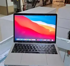 New Laptop Apple MacBook Pro 2019 8GB Intel Core i5 SSD 512GB