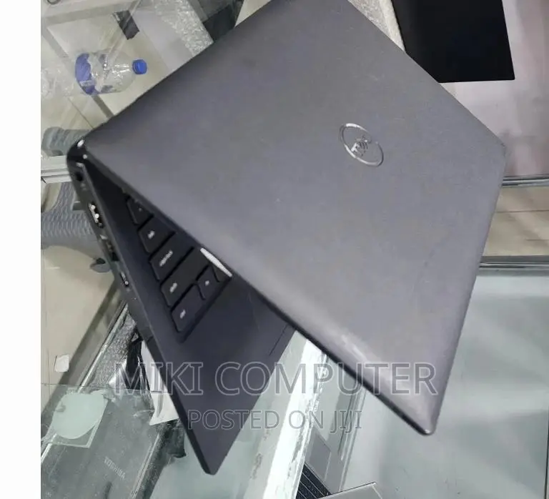 New Laptop Dell Inspiron 15 8GB Intel Core i5 SSD 512GB