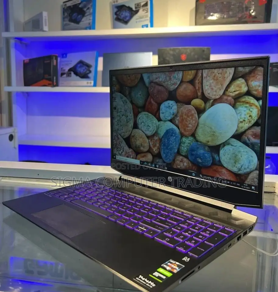 New Laptop HP Pavilion 15 8GB AMD Ryzen 5 HDD+SSD 1T