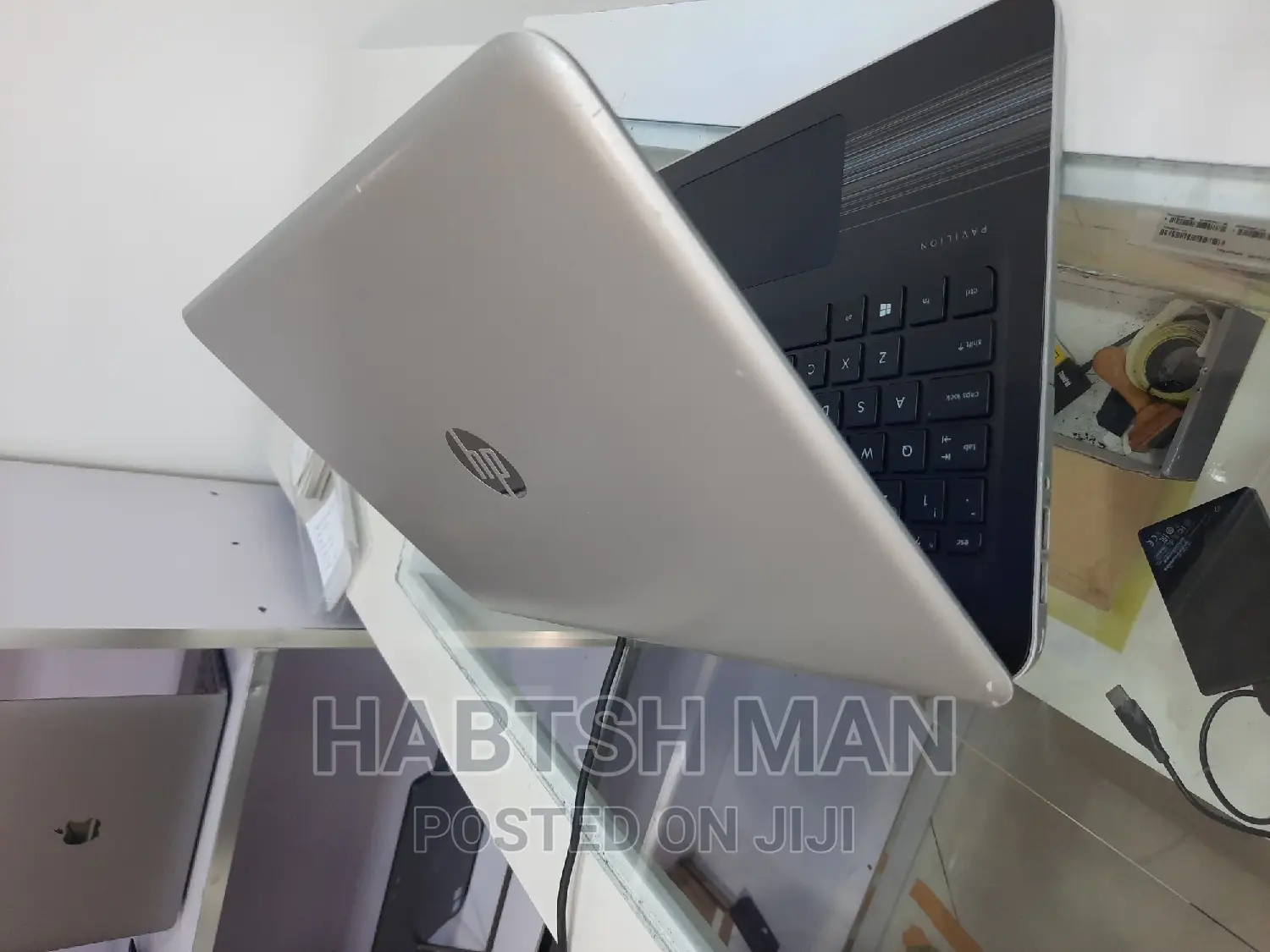 New Laptop HP Pavilion 15 8GB Intel Core I5 HDD 1T