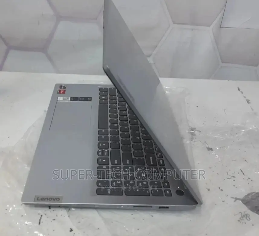 New Laptop Lenovo IdeaPad 320 12GB AMD Ryzen 7 SSD 512GB
