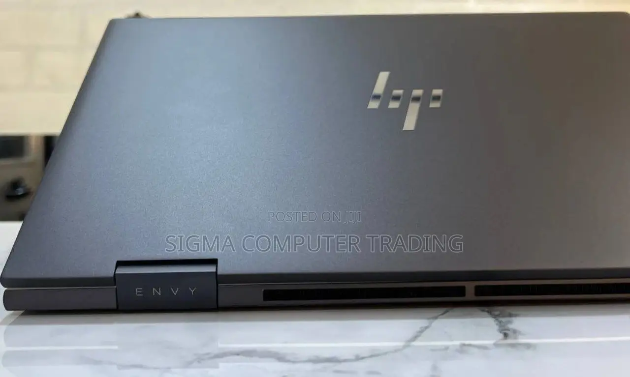 New Laptop HP Envy X360 16GB AMD Ryzen 7 SSD 512GB