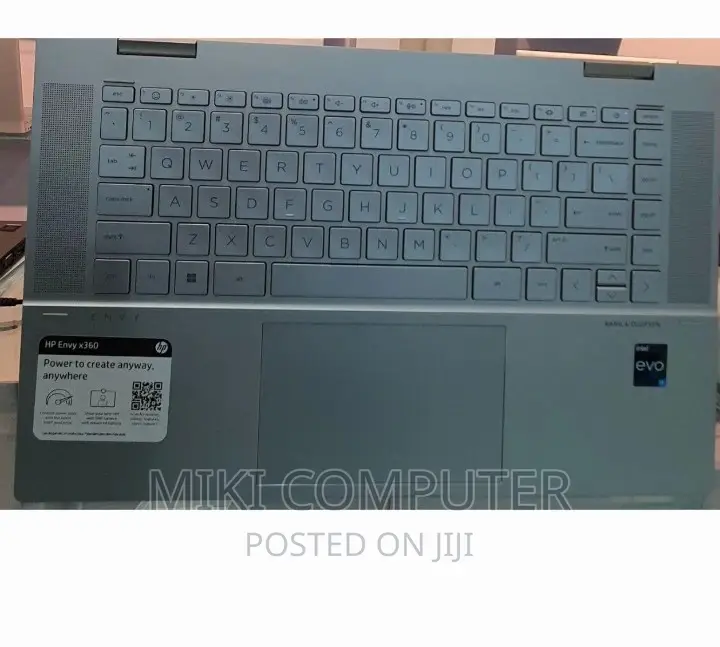 New Laptop HP Envy X360 8GB Intel Core i5 SSD 512GB