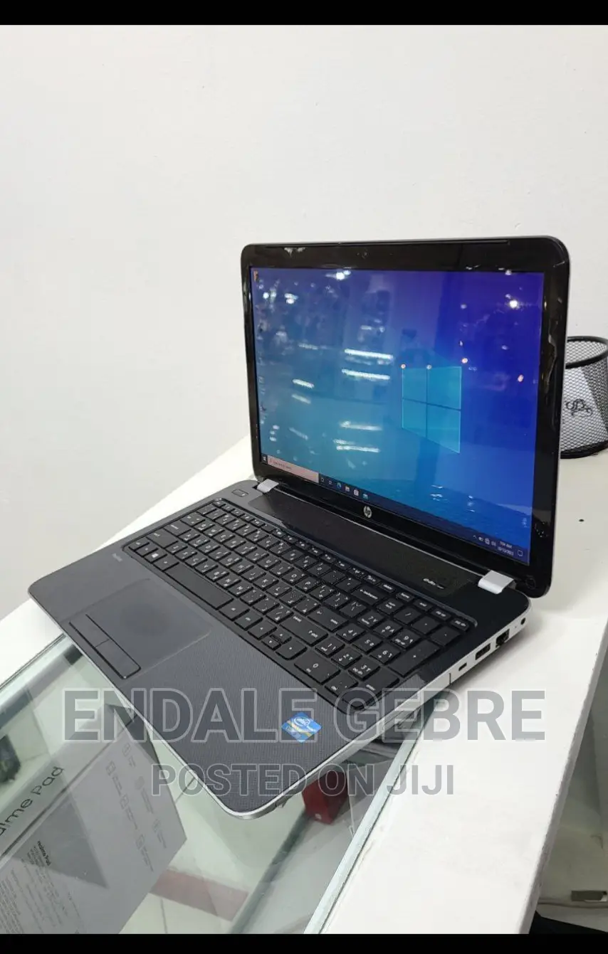 New Laptop HP Pavilion 15 4GB Intel Core I3 HDD 500GB