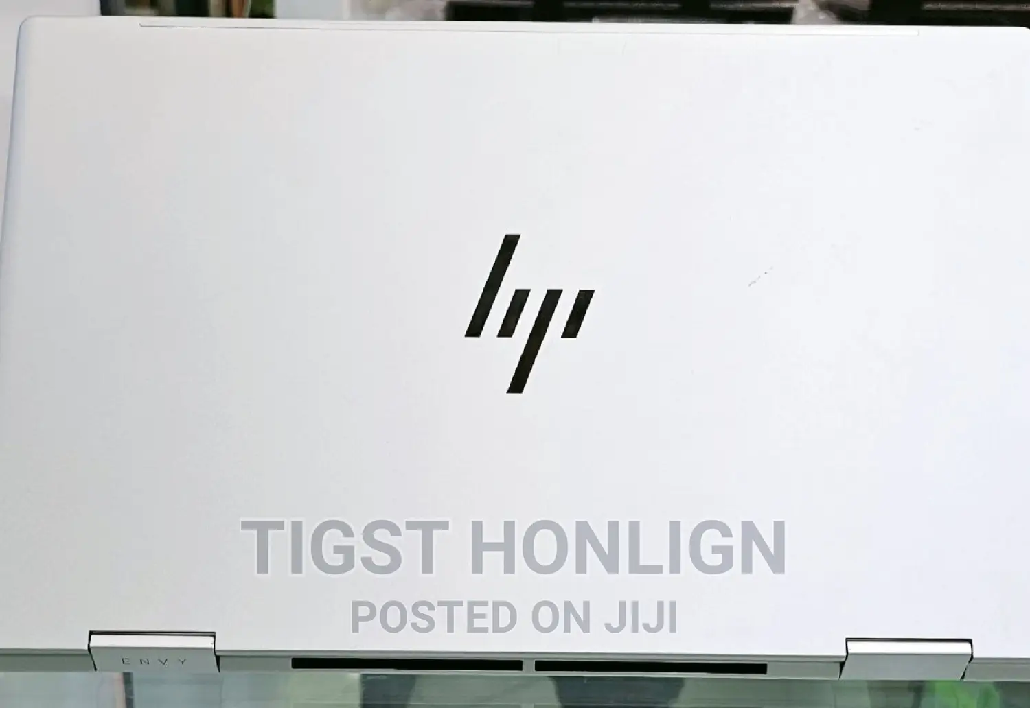 New Laptop HP Envy X360 8GB Intel Core I5 SSD 1T