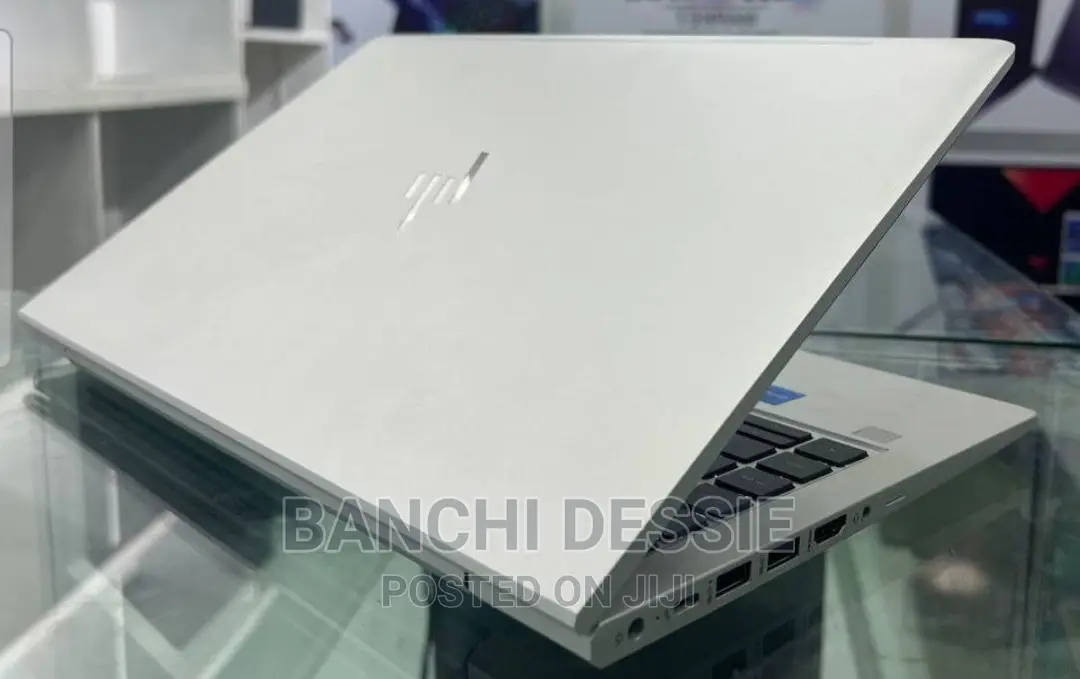 New Laptop HP 16GB Intel Core i5 SSD 512GB