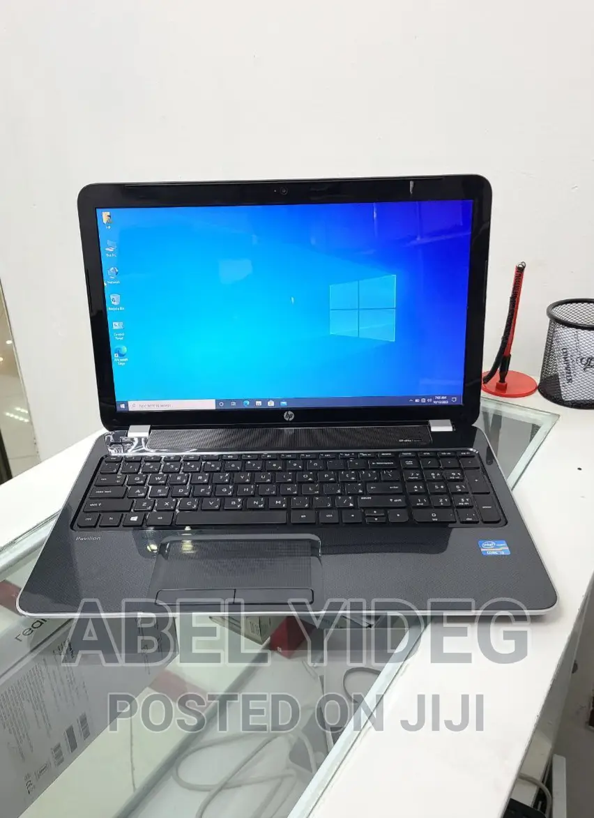New Laptop HP Pavilion 15 4GB Intel Core I3 HDD 500GB