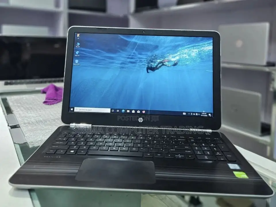 New Laptop HP Pavilion 15 8GB Intel Core I5 HDD 1T