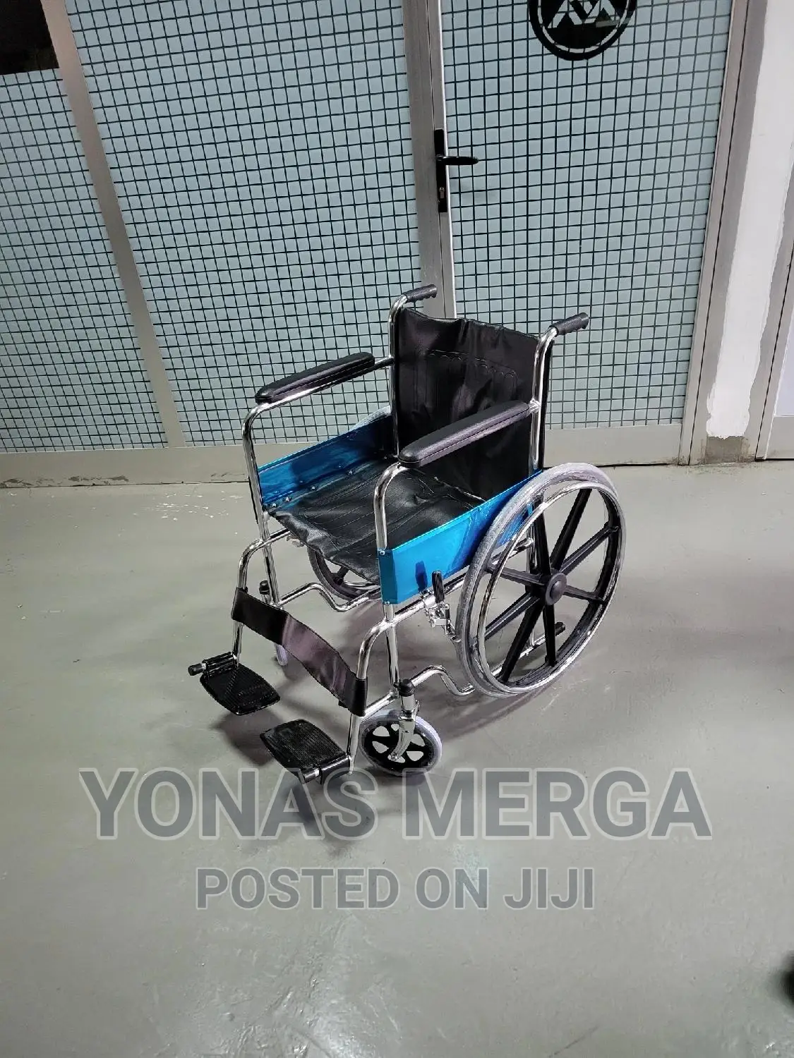 /Wheelchair/Arrex Tommy Mag- Basic Steel /Wheelchair/