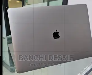 New Laptop Apple MacBook Pro 2019 8GB Intel Core i5 SSD 512GB