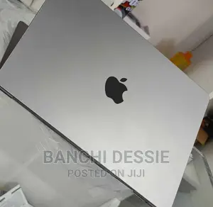 New Laptop Apple MacBook Air 2022 M2 8GB Apple M2 SSD 256GB
