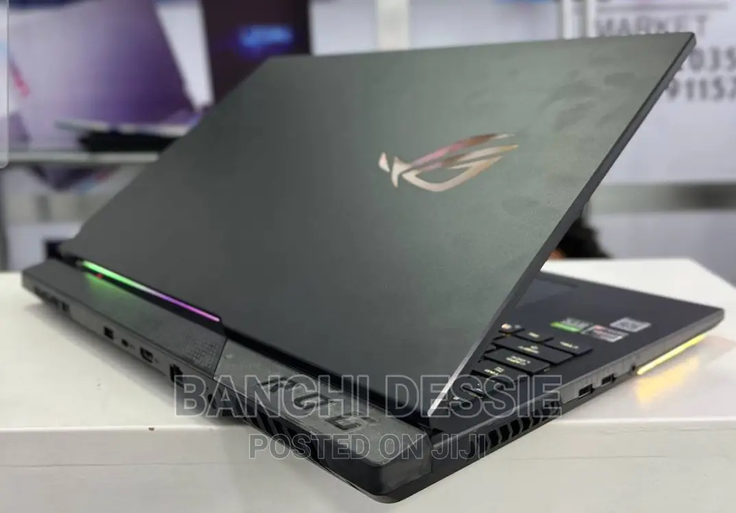 New Laptop Asus ROG Strix G15 32GB AMD Ryzen 9 SSD 1T