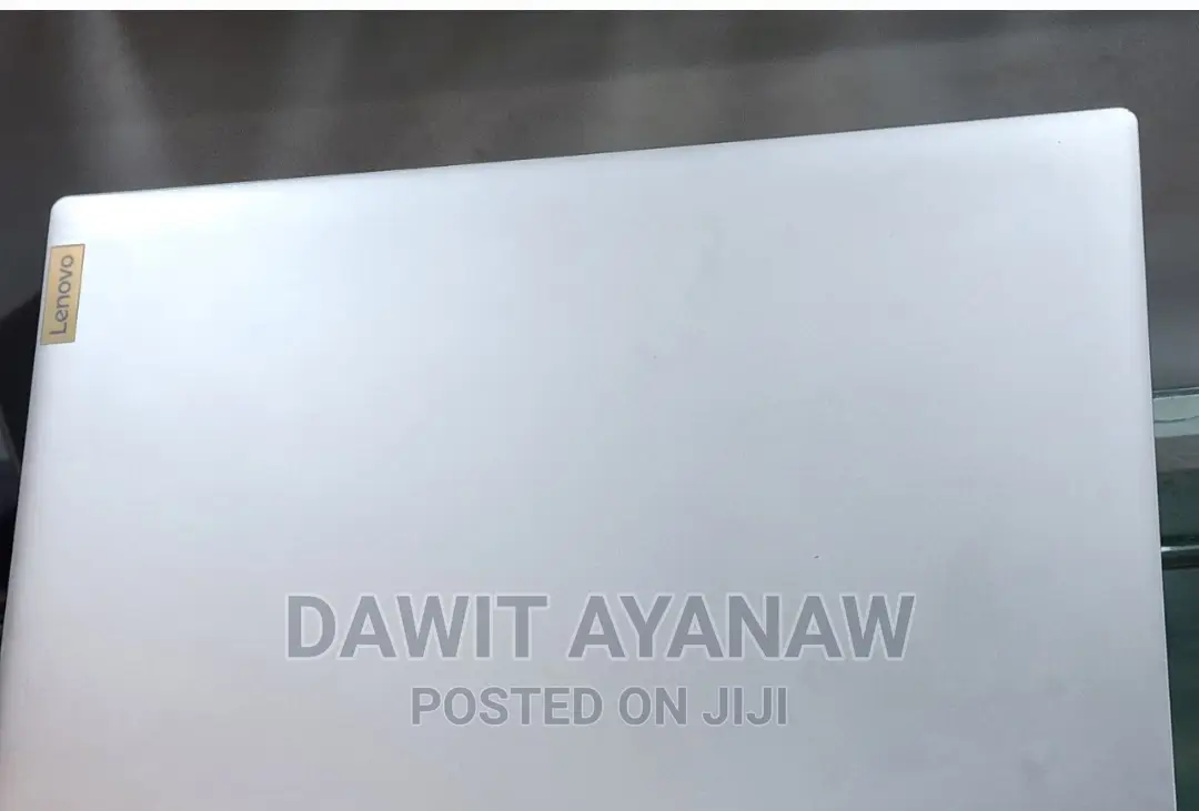 New Laptop Lenovo 12GB AMD Ryzen 7 SSD 512GB