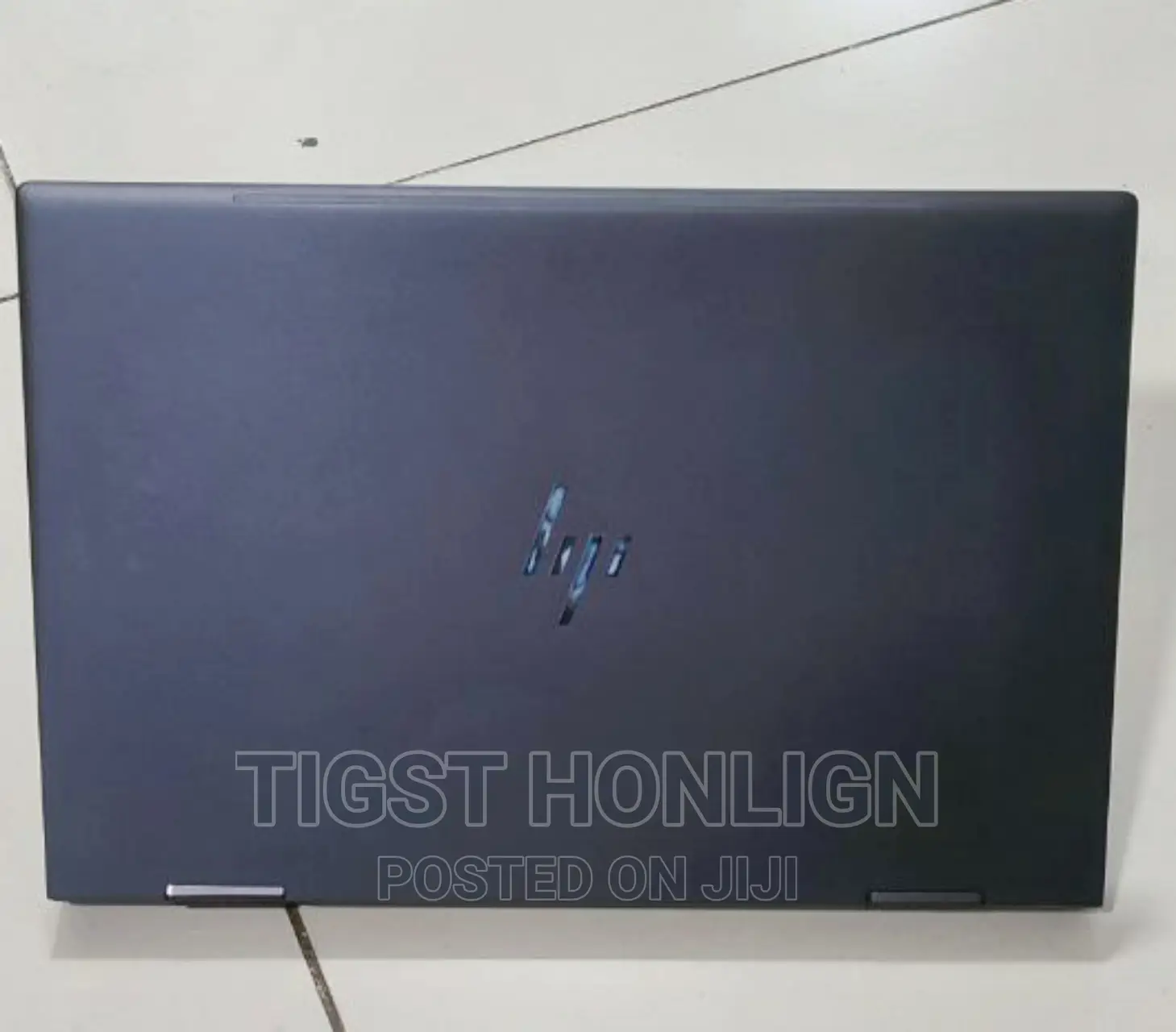 New Laptop HP Envy X360 8GB AMD Ryzen 3 SSD 1T