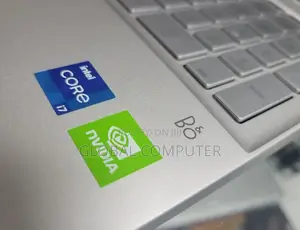 New Laptop HP Pavilion 13 16GB Intel Core I7 SSD 512GB