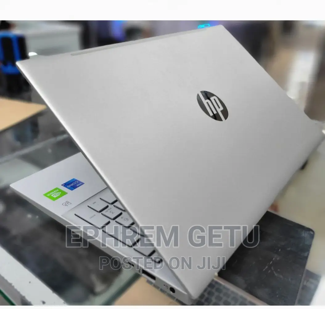 New Laptop HP Pavilion 15 16GB Intel Core i7 SSD 512GB