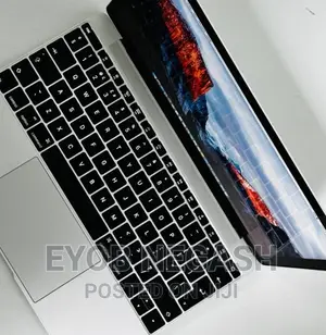 New Laptop Apple MacBook 2016 8GB SSD 256GB