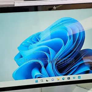 New Laptop HP Envy X360 8GB Intel Core I5 SSD 1T