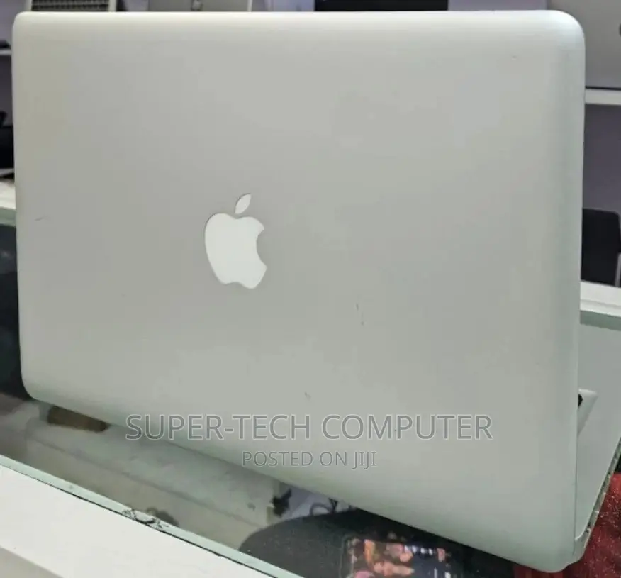 New Laptop Apple MacBook Pro 2012 4GB Intel Core I5 HDD 500GB