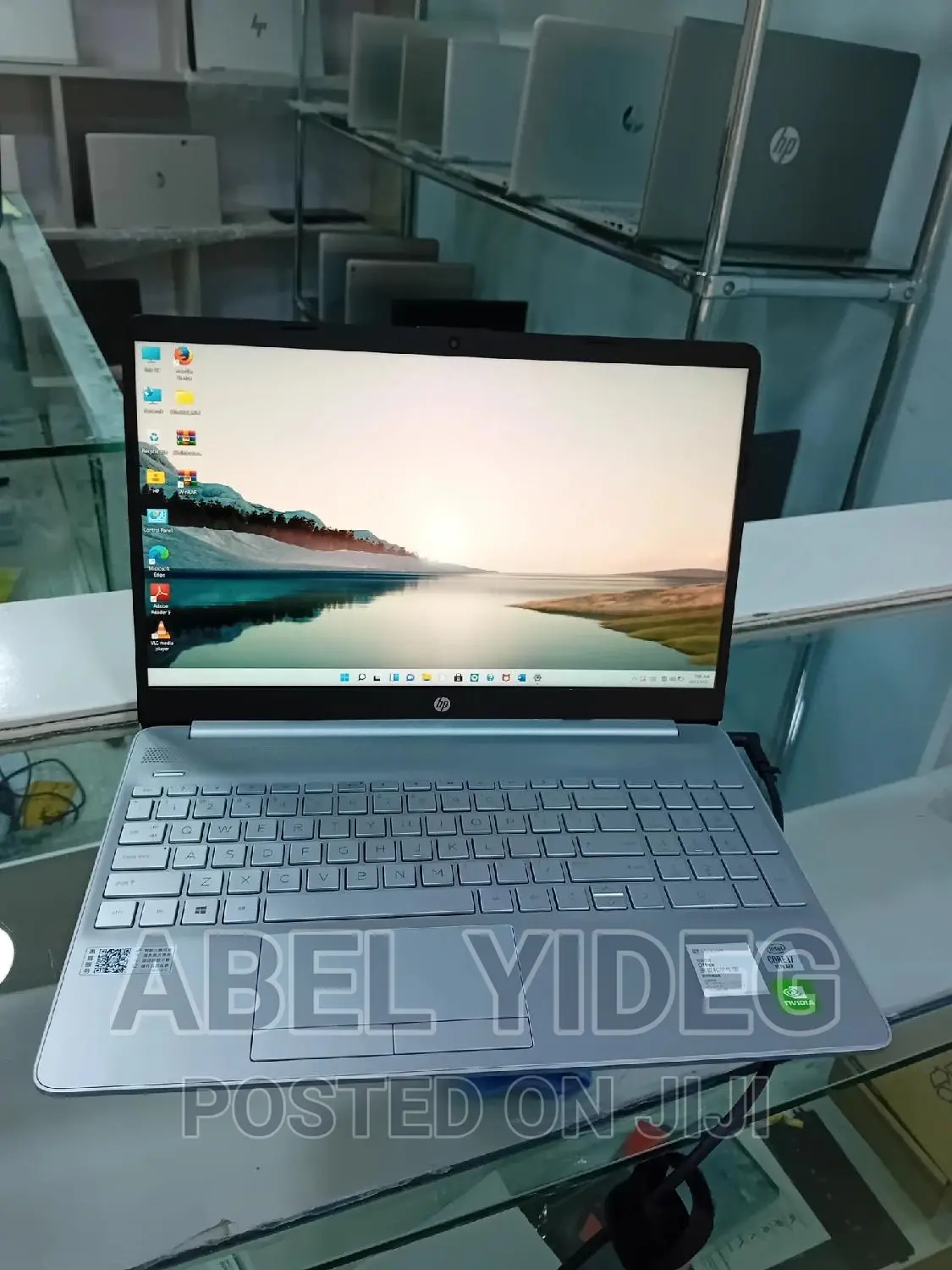 New Laptop HP Stream Notebook 8GB Intel Core I7 HDD 1T
