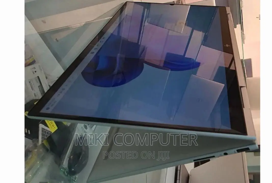 New Laptop HP Envy X360 8GB Intel Core i5 SSD 512GB