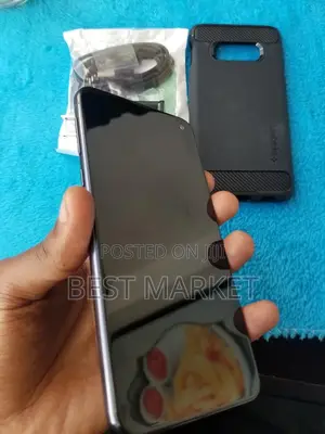 New Samsung Galaxy S10e 128 GB Blue