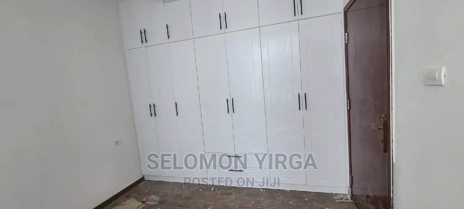 2bdrm Apartment in ከድስ አበባ, Bole for sale