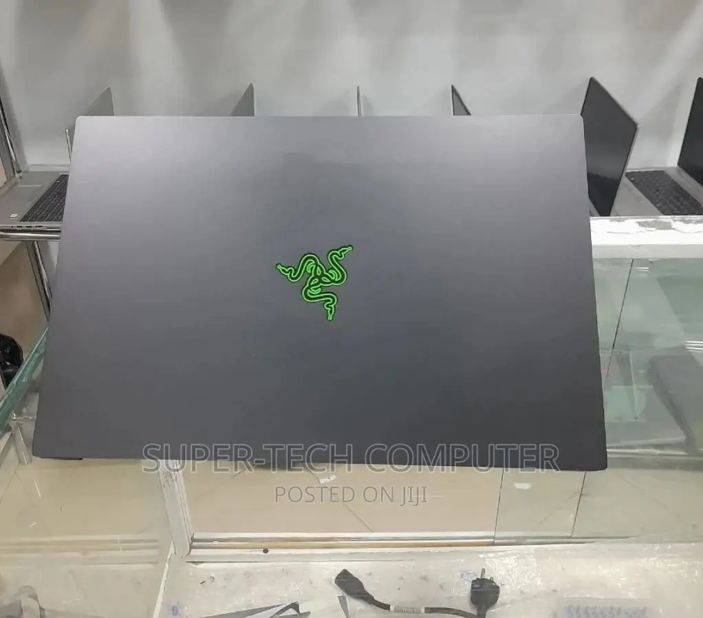 New Laptop Razer Blade 16GB Intel Core I7 SSD 1T