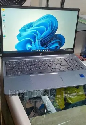 New Laptop HP Pavilion 15 8GB Intel Core I5 SSD 512GB