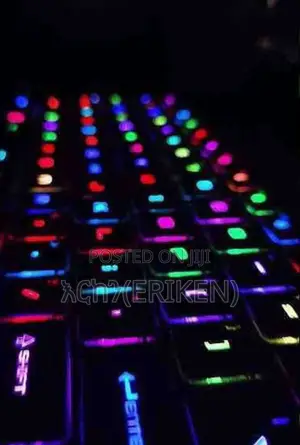 New Laptop MSI GS66 Stealth 10UH 16GB Intel Core I7 SSD 1T