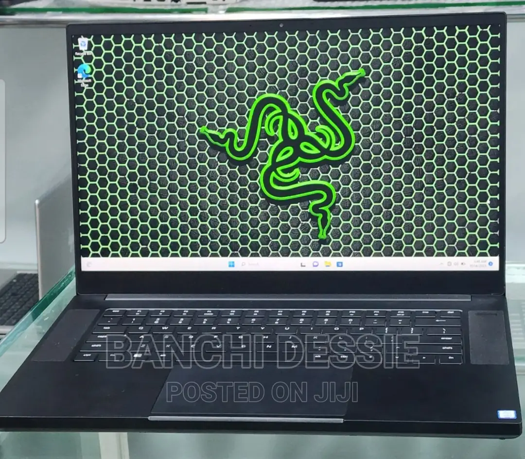 New Laptop Razer Blade 16GB Nvidia SSD 1T