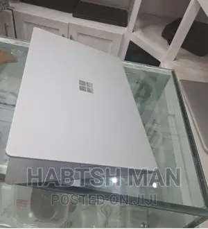 New Laptop Microsoft Surface 2 8GB Intel Core I5 SSD 256GB