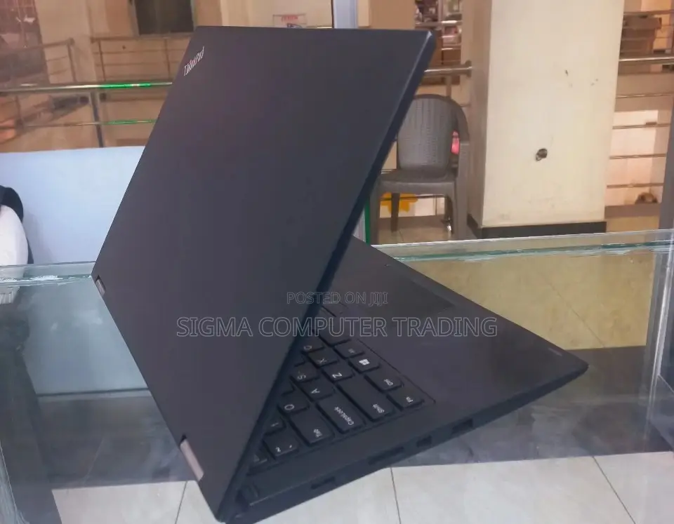 New Laptop Lenovo ThinkPad Yoga 8GB Intel Core I5 SSD 512GB