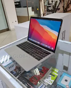 New Laptop Apple MacBook Pro 2019 6GB Intel Core I5 SSD 512GB