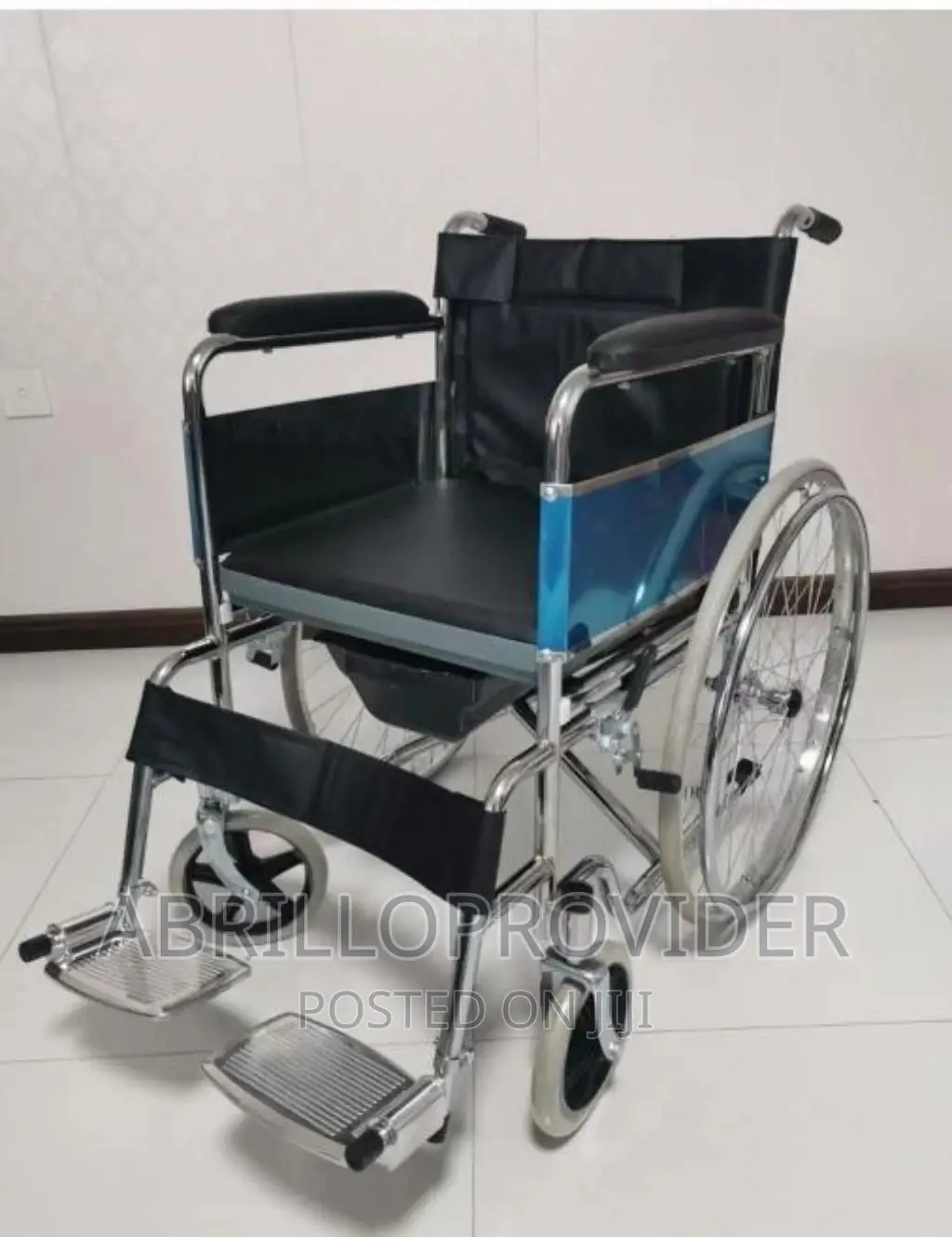 Chrome Steel Frame Wheelchair Commode Chair/Toilet Chair