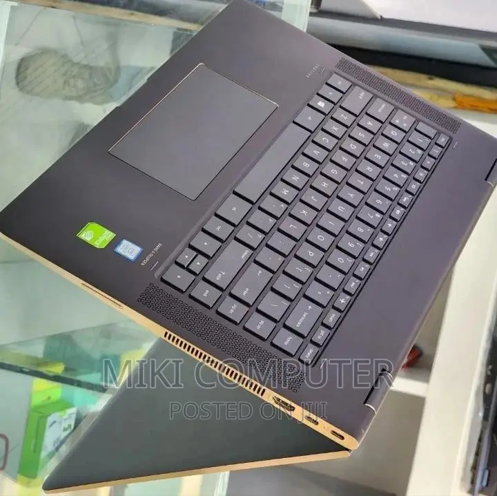 New Laptop HP Spectre X360 16GB Intel Core I7 SSD 512GB