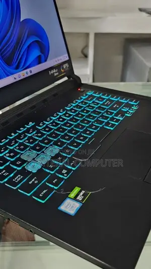 New Laptop Asus ROG Strix G15 16GB Intel Core I7 SSD 1T