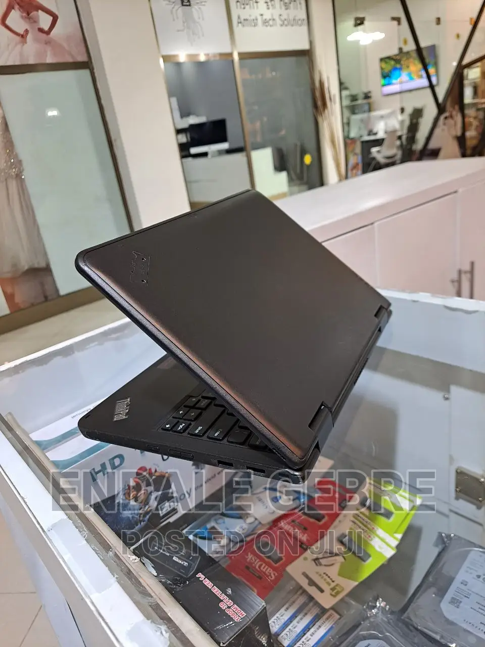 New Laptop Lenovo Yoga 11e 4GB Intel Core 2 Quad HDD 500GB