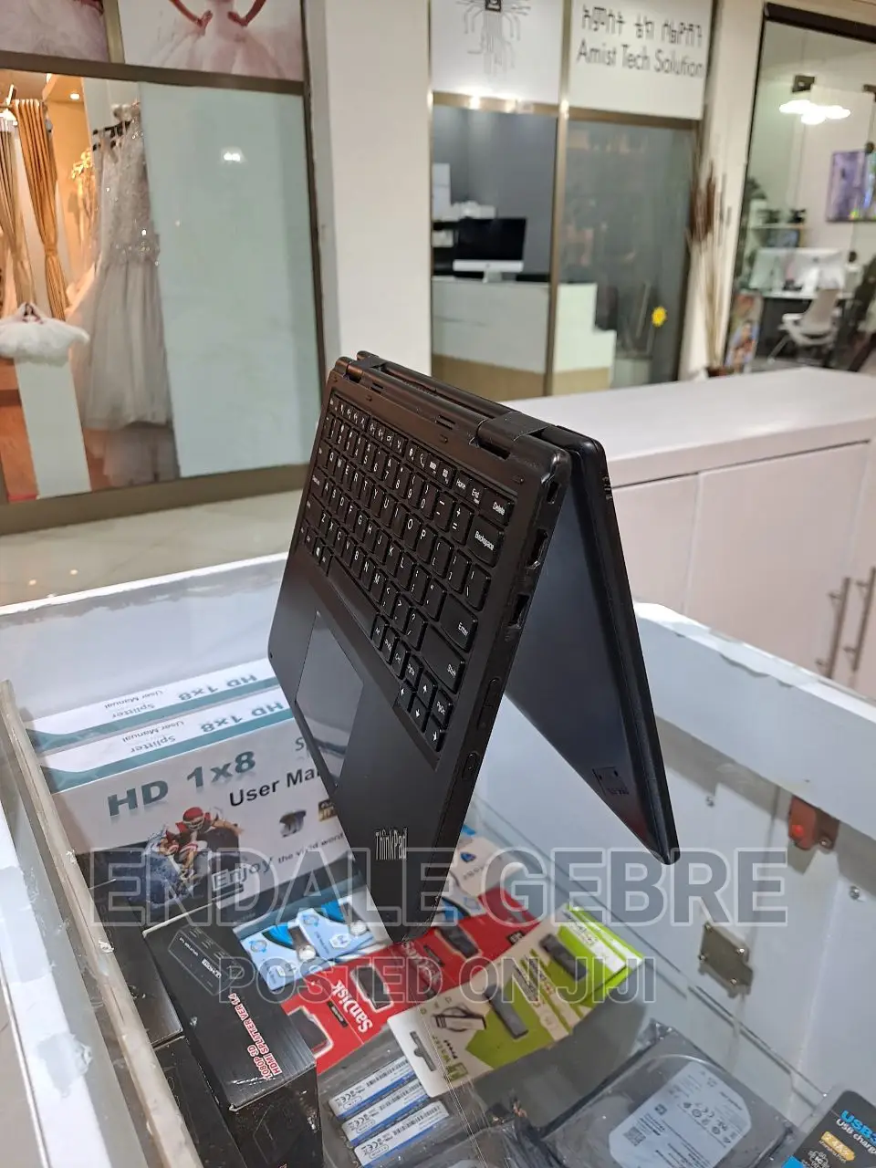 New Laptop Lenovo Yoga 11e 4GB Intel Core 2 Quad HDD 500GB